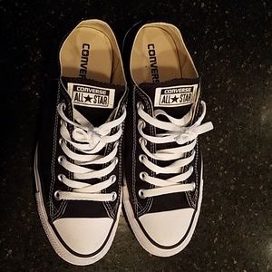 Converse low top shoes
